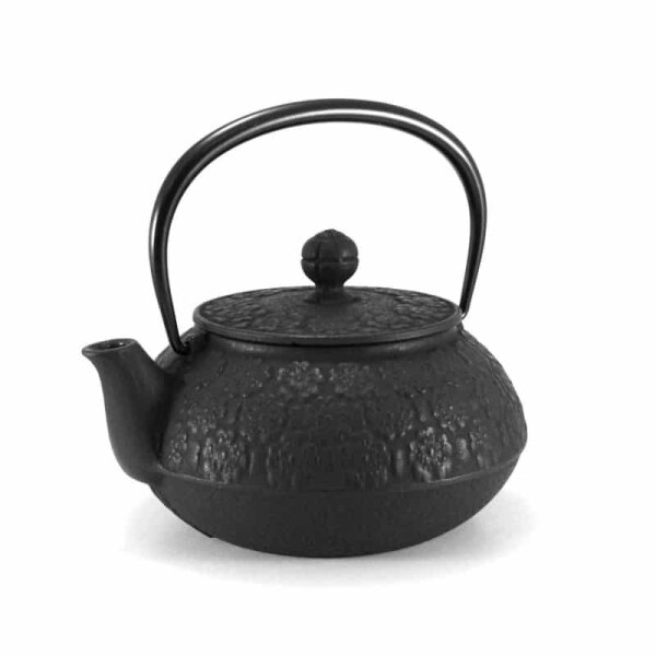 Iwachu - japanische Gusskanne Sakura 0,55l schwarz