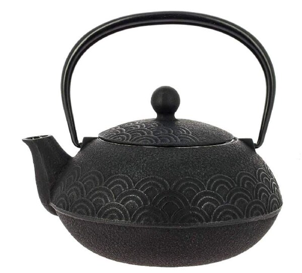 Iwachu - japanische Gusskanne Seigaiha 0,65l schwarz